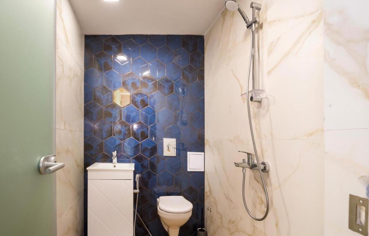 Peace & Quiet Apartment Burgas Bagian luar foto